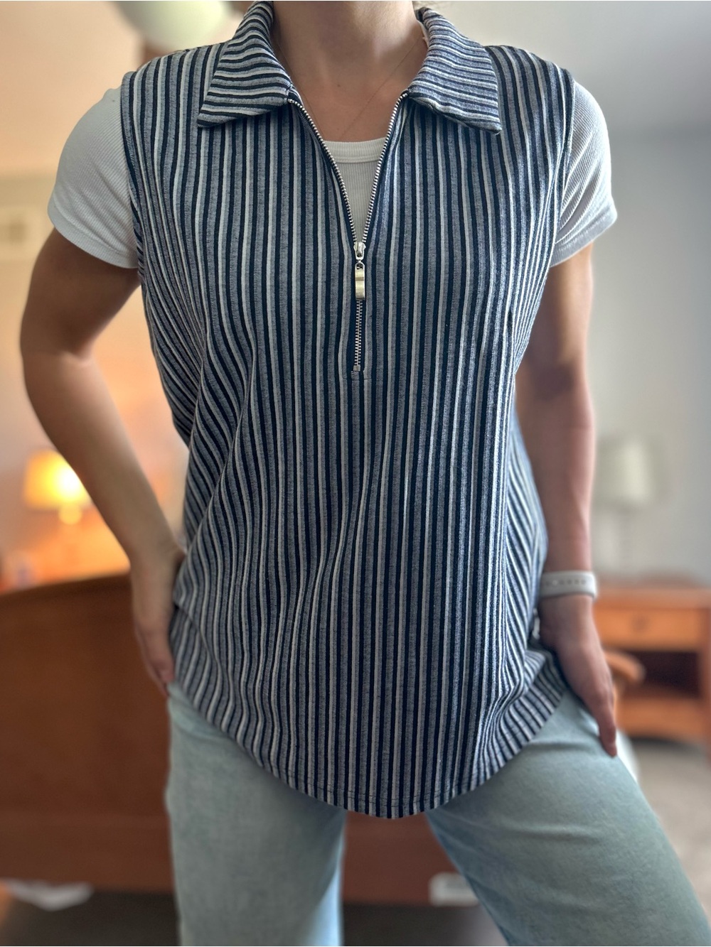 ViVI Navy and White Striped Sleeveless Zip-Front Tank